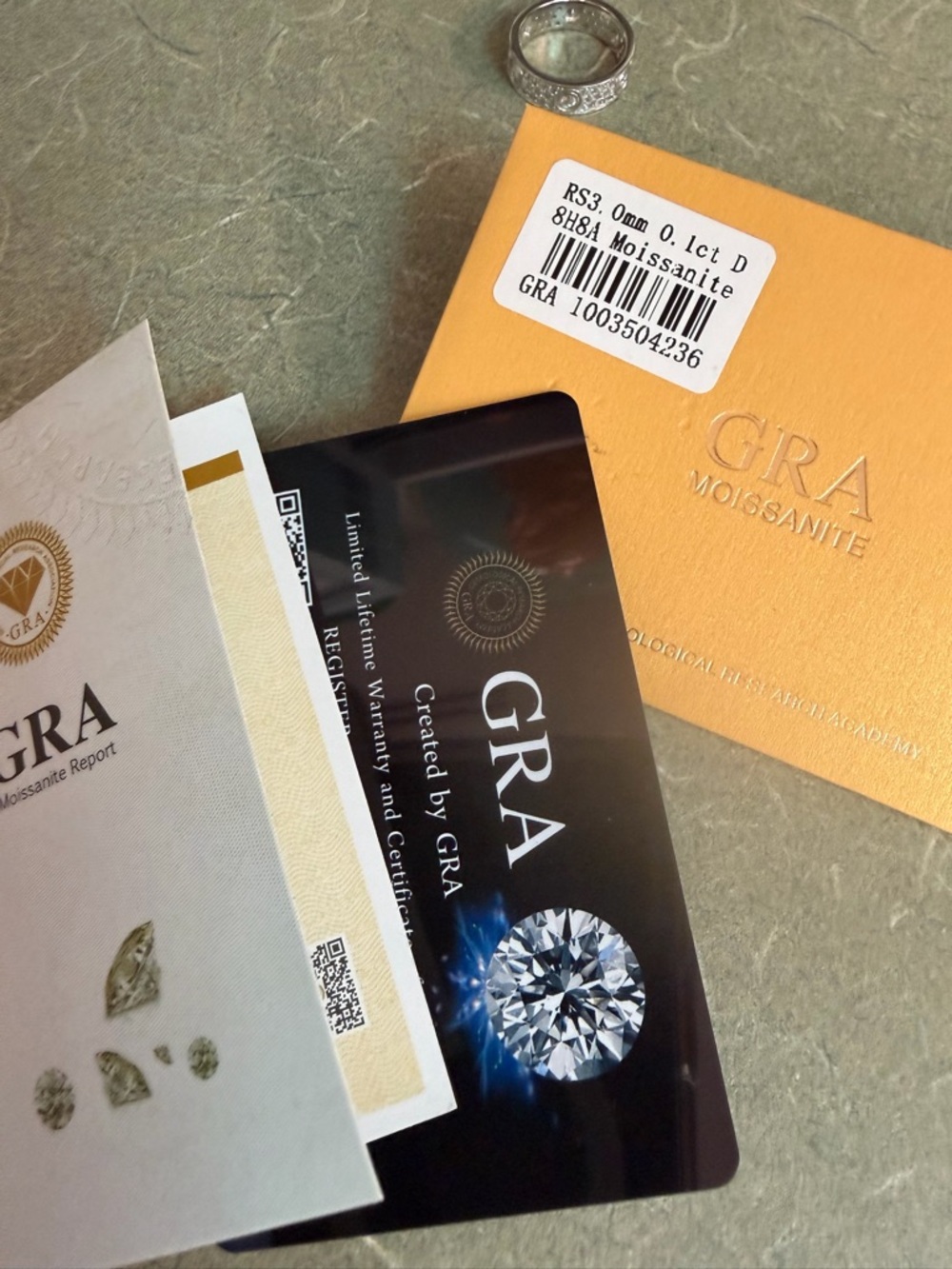Stunning NWT Moissanite ~ GRA Certified Wedding Band size 5 - Picture 4 of 6
